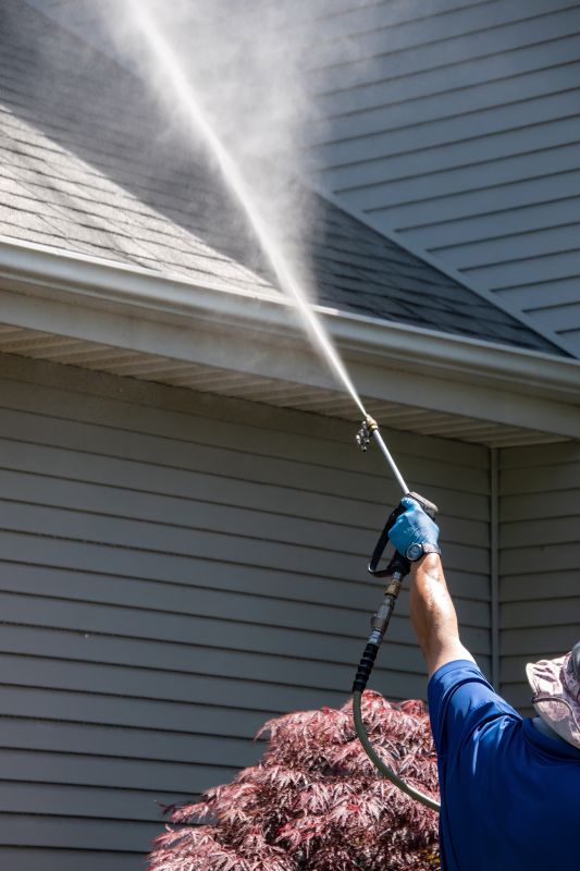 Gutter Cleaning Powerwashing